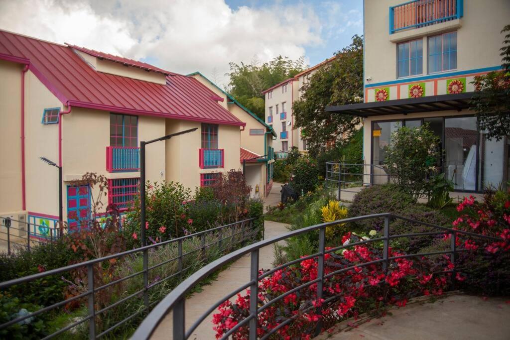 Duplex Familiar Apartment Nature Guatape Ngoại thất bức ảnh